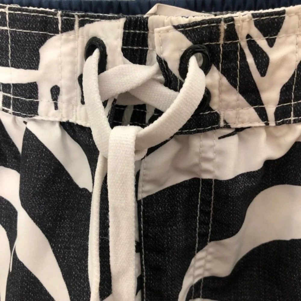 Speedo mens black palm print leaf swim trunks